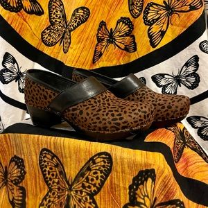 Women’s Dansko Prima Cheetah Clog